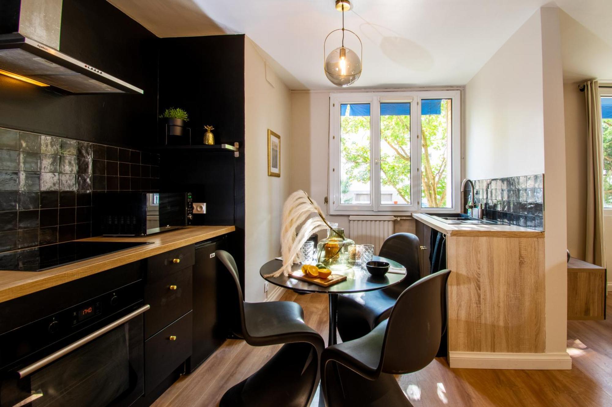 Suite Maddison Villeurbanne Extérieur photo